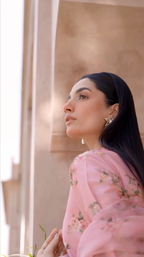 Esra-Peach Floral