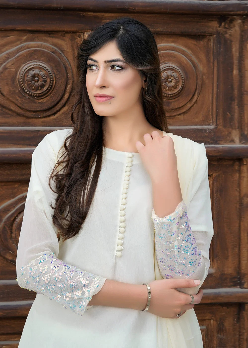 Miss & Mrs-White Farshi Salwar